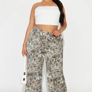 Plus Size Neutral Leaf Print Wide-Leg Pants